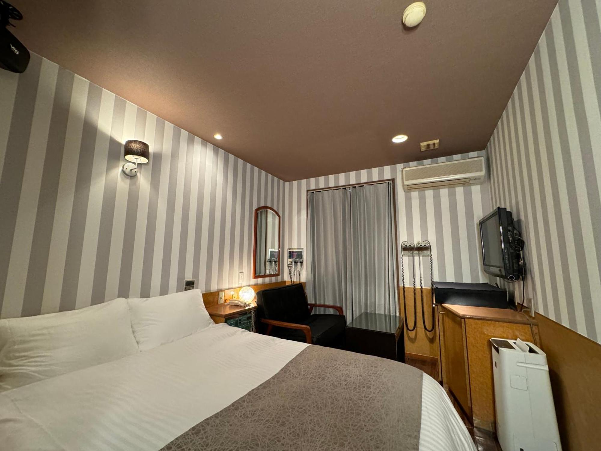 Lala Resort (Adults Only) Кобе Экстерьер фото