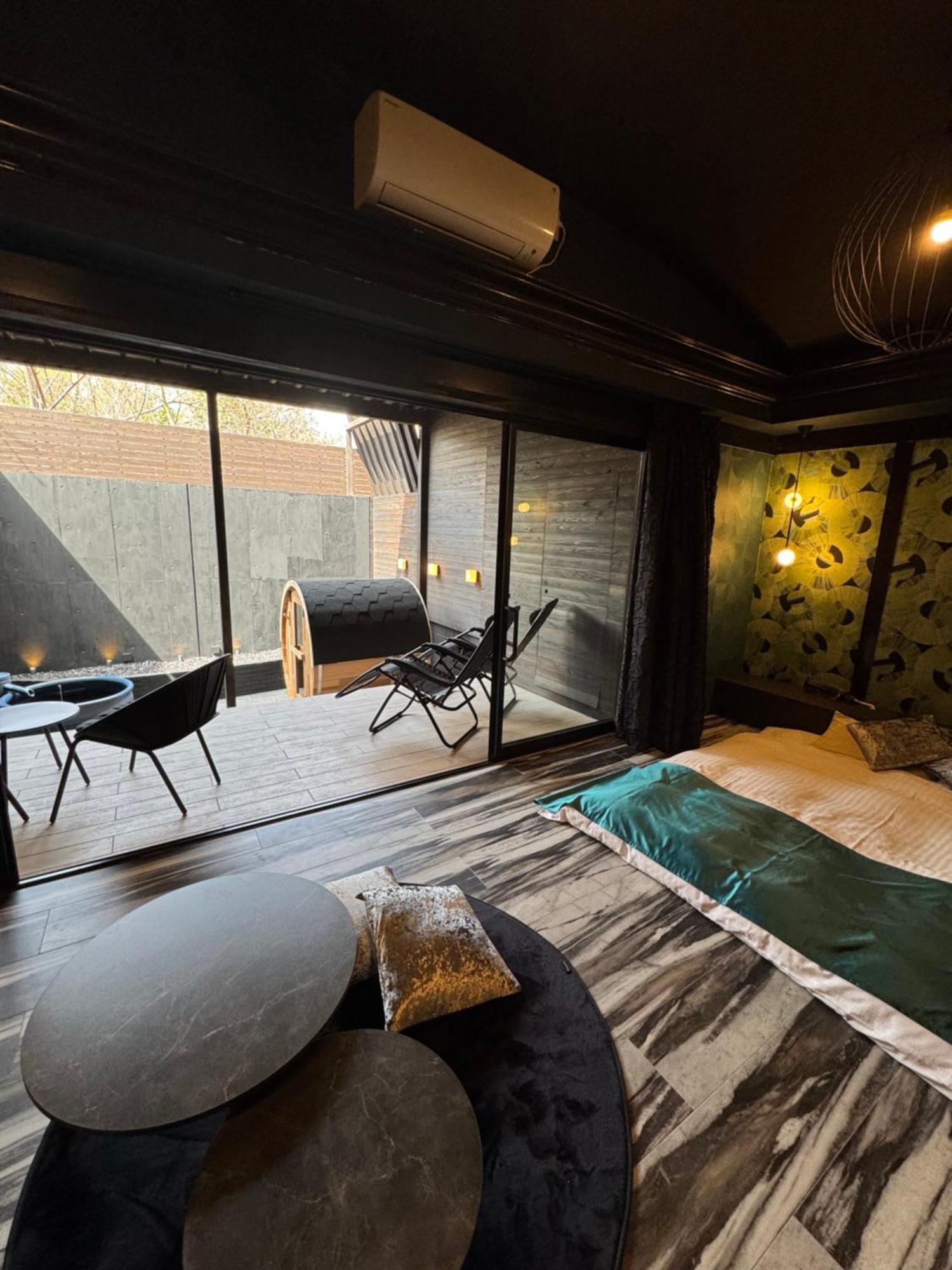 Lala Resort (Adults Only) Кобе Экстерьер фото