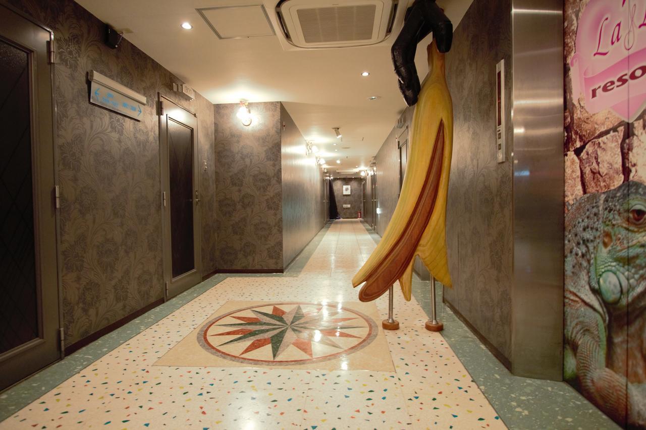 Lala Resort (Adults Only) Кобе Экстерьер фото